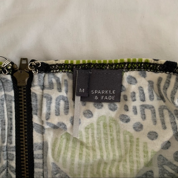 UO Strapless Top - Picture 2 of 3